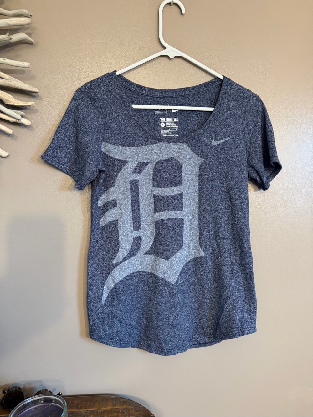 Nike Detroit Tigers Baseball Women’s T shirt in blue